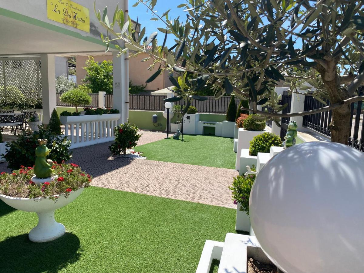 B&B La Dea Hestia Bosa Exterior foto