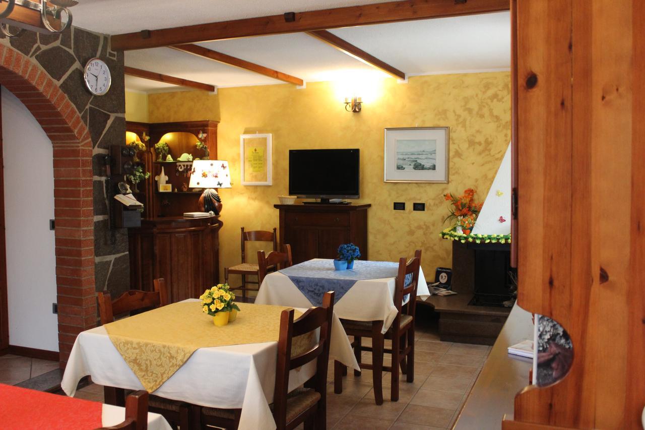 B&B La Dea Hestia Bosa Exterior foto